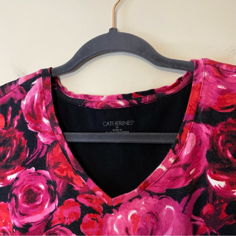 Catherine’s Roses Top - Picture 4 of 6